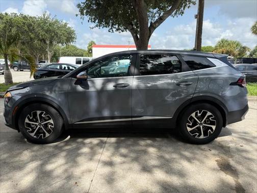 2024 Kia Sportage EX