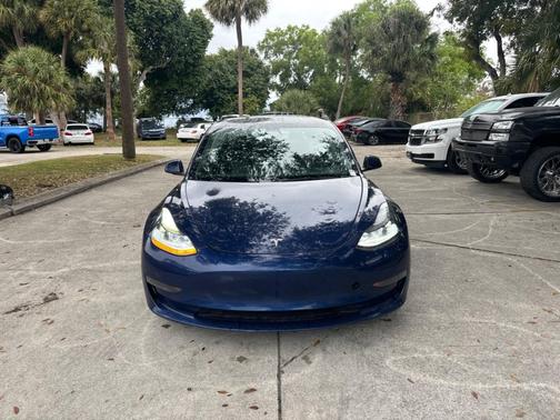 2023 Tesla Model 3 Standard Range