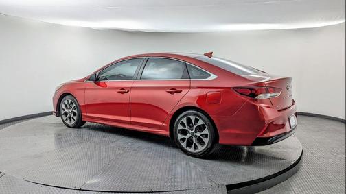 2019 Hyundai SONATA SE
