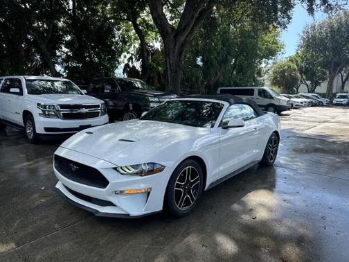 2020 Ford Mustang EcoBoost