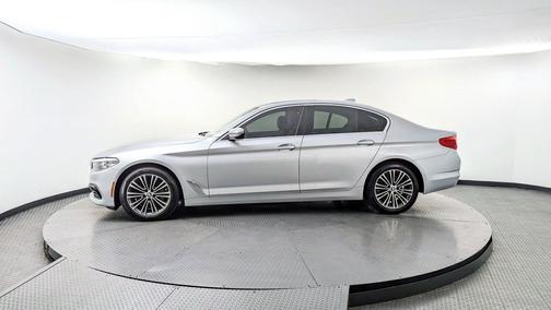 2019 BMW 530 i