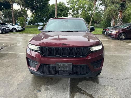 2023 Jeep Grand Cherokee Altitude