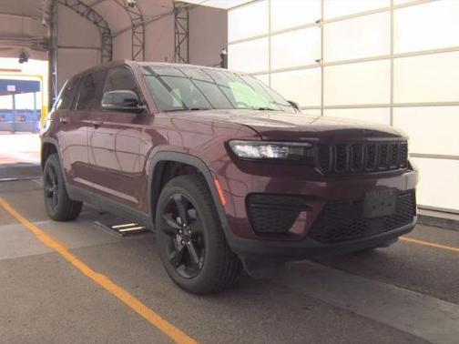 2023 Jeep Grand Cherokee Altitude