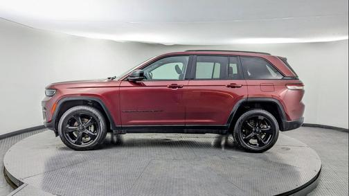 2023 Jeep Grand Cherokee Altitude
