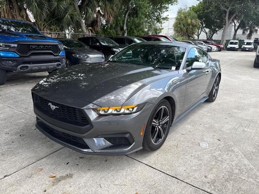 2024 Ford Mustang EcoBoost
