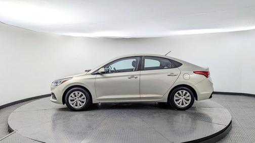 2019 Hyundai Accent SE