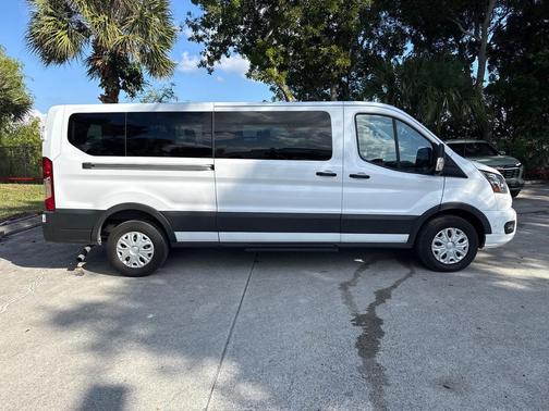 2023 Ford Transit-350 XLT