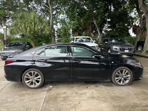 2019 Lexus ES 350 F Sport