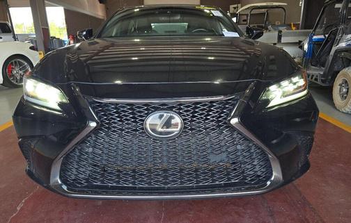 2019 Lexus ES 350 F Sport