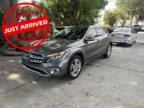 Mountain Grey Metallic 2018 Mercedes-Benz GLA 250 4MATIC
