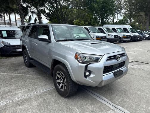 2024 Toyota 4Runner TRD Off Road