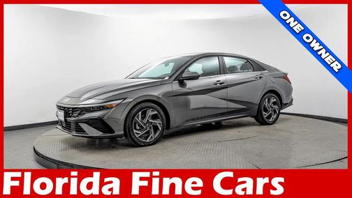 2025 Hyundai ELANTRA SEL