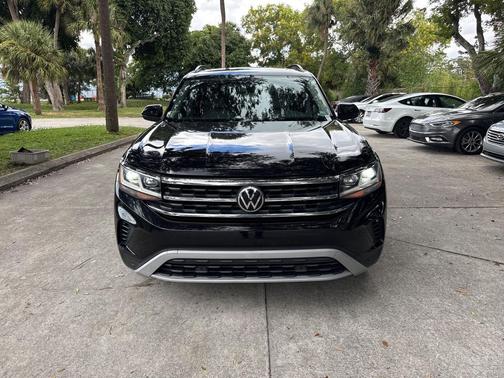 2021 Volkswagen Atlas 3.6L SE w/Technology