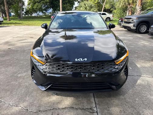 2022 Kia K5 LXS