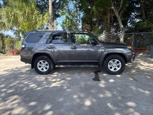2020 Toyota 4Runner SR5