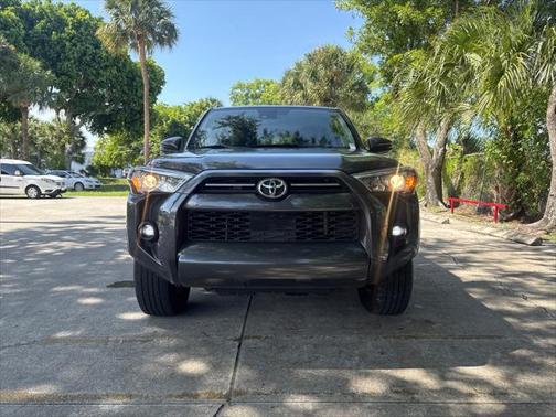 2020 Toyota 4Runner SR5