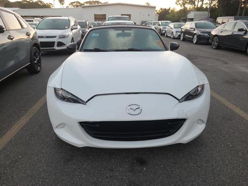 2016 Mazda MX-5 Miata Sport
