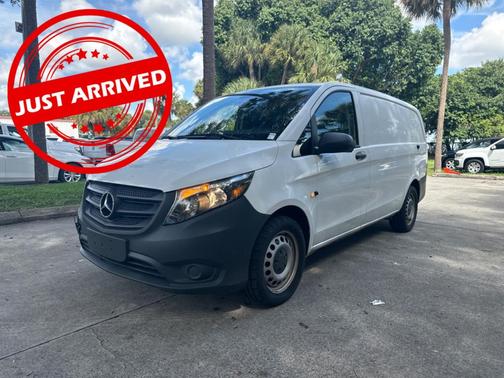2019 Mercedes-Benz Metris Base