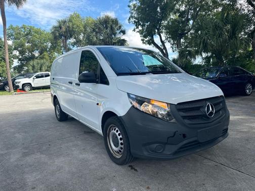 2019 Mercedes-Benz Metris Base