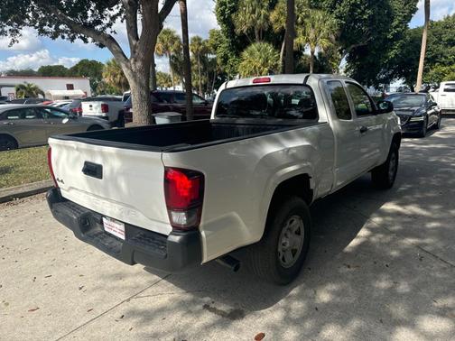 2021 Toyota Tacoma SR