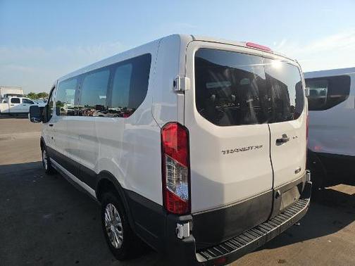 2022 Ford Transit-350 XLT