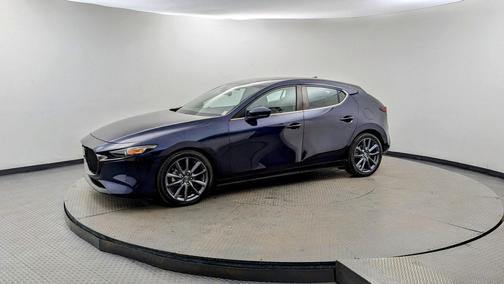2019 Mazda Mazda3 FWD w/Preferred Package