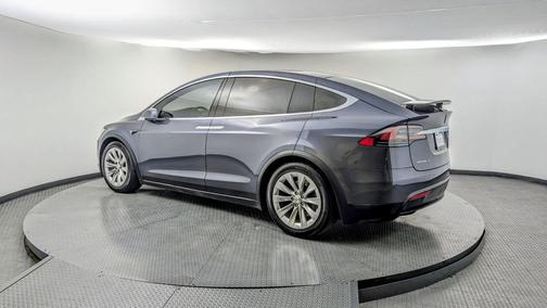 2018 Tesla Model X 75D
