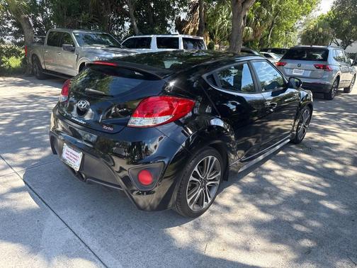 2016 Hyundai Veloster Turbo