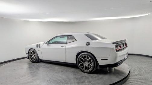 2016 Dodge Challenger R/T Scat Pack