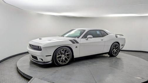 2016 Dodge Challenger R/T Scat Pack