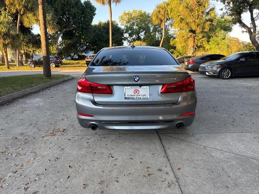 2018 BMW 530 i