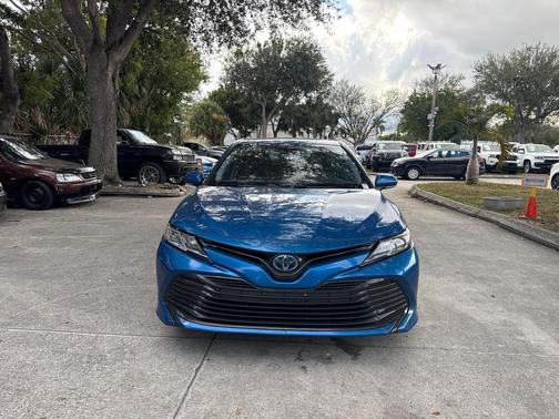 2019 Toyota Camry LE