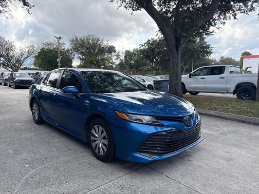2019 Toyota Camry LE