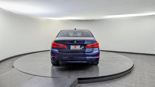 2018 BMW 540 i