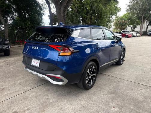 Sapphire Blue 2024 Kia Sportage EX