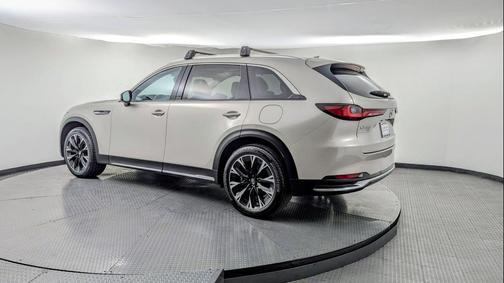 2024 Mazda CX-90 PHEV Premium Plus