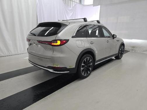 2024 Mazda CX-90 PHEV Premium Plus
