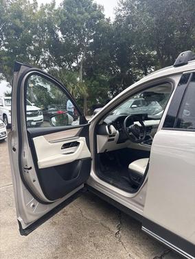 2024 Mazda CX-90 PHEV Premium Plus