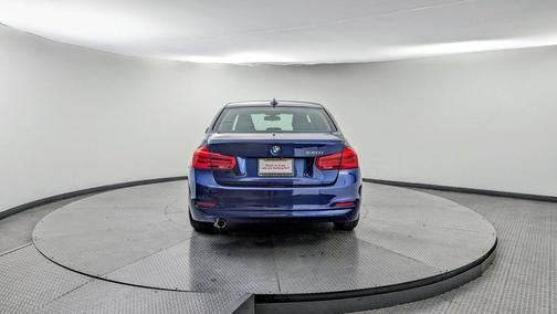 2018 BMW 320 i