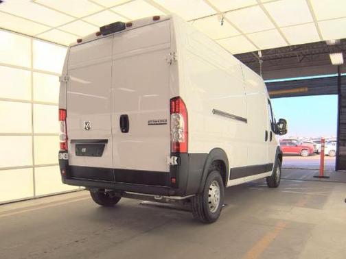 BRIGHT WHITE CLEARCOAT 2023 RAM ProMaster 2500 High Roof