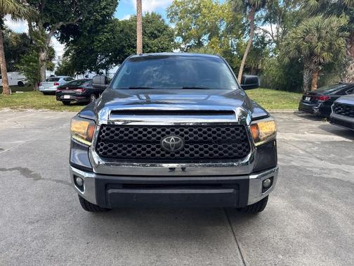 2019 Toyota Tundra SR5