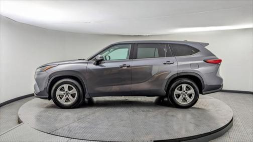 2022 Toyota Highlander L