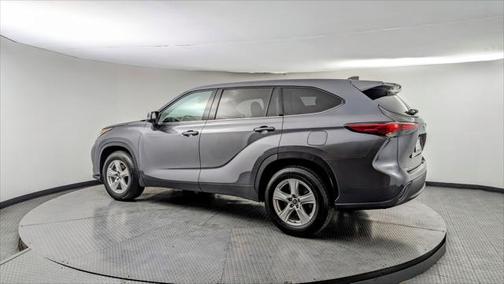2022 Toyota Highlander L