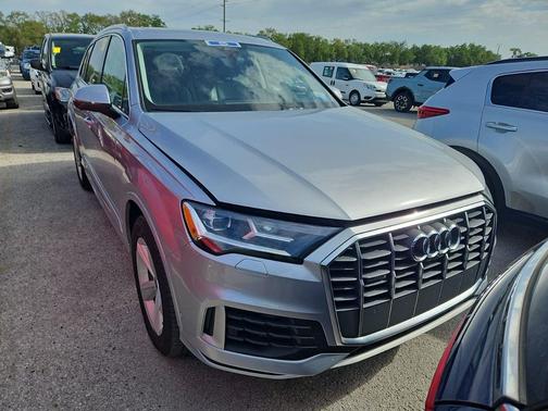 Florett Silver Metallic 2022 Audi Q7 55 Premium