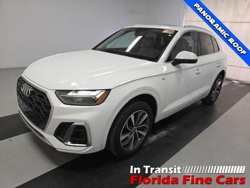 2022 Audi Q5 45 S line Premium Plus