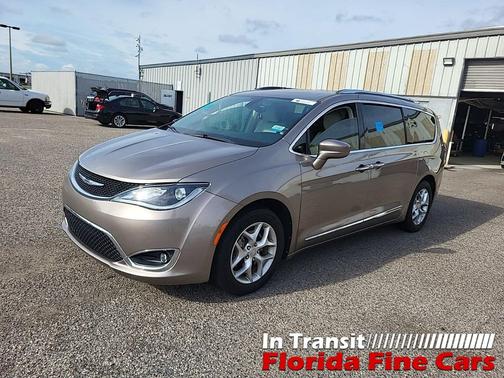 2018 Chrysler Pacifica Touring-L Plus