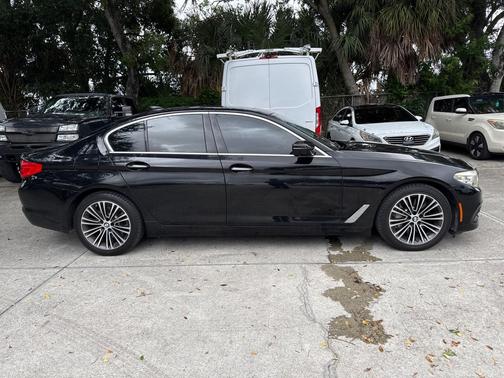 2018 BMW 530 i