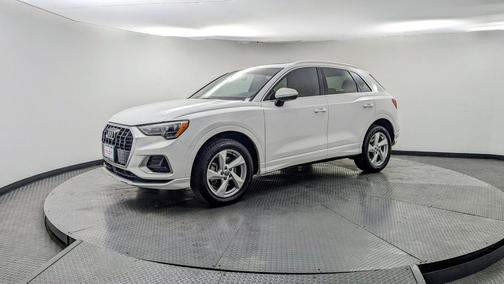 2020 Audi Q3 45 Premium