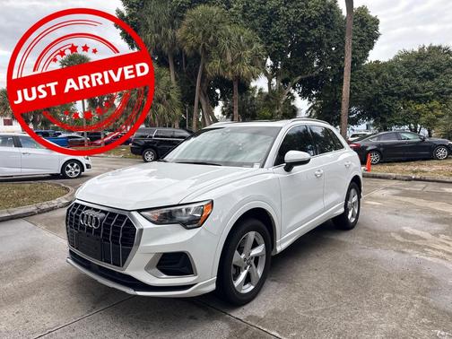 2020 Audi Q3 45 Premium