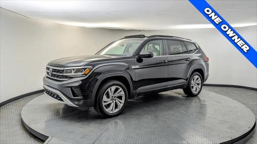 2021 Volkswagen Atlas 2.0T SE w/Technology